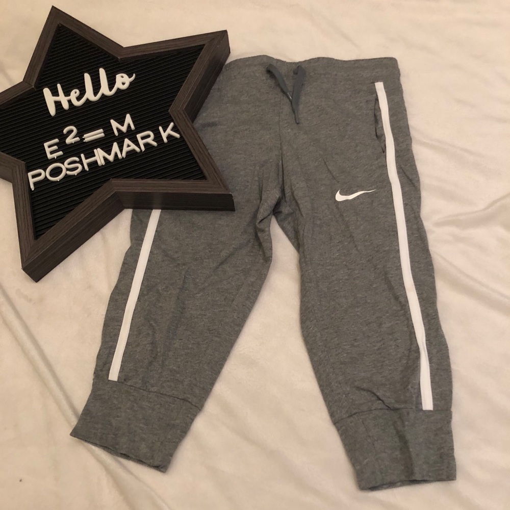 Nike Girls sportswear jersey capris gray size XS
